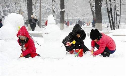 冬天打雪仗作文600字怎么写_冬天打雪仗作文600字怎么写的